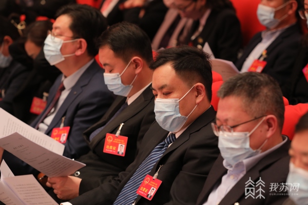 我当全国人大代表这一年 | 严琦：把事情办到老乡心坎上