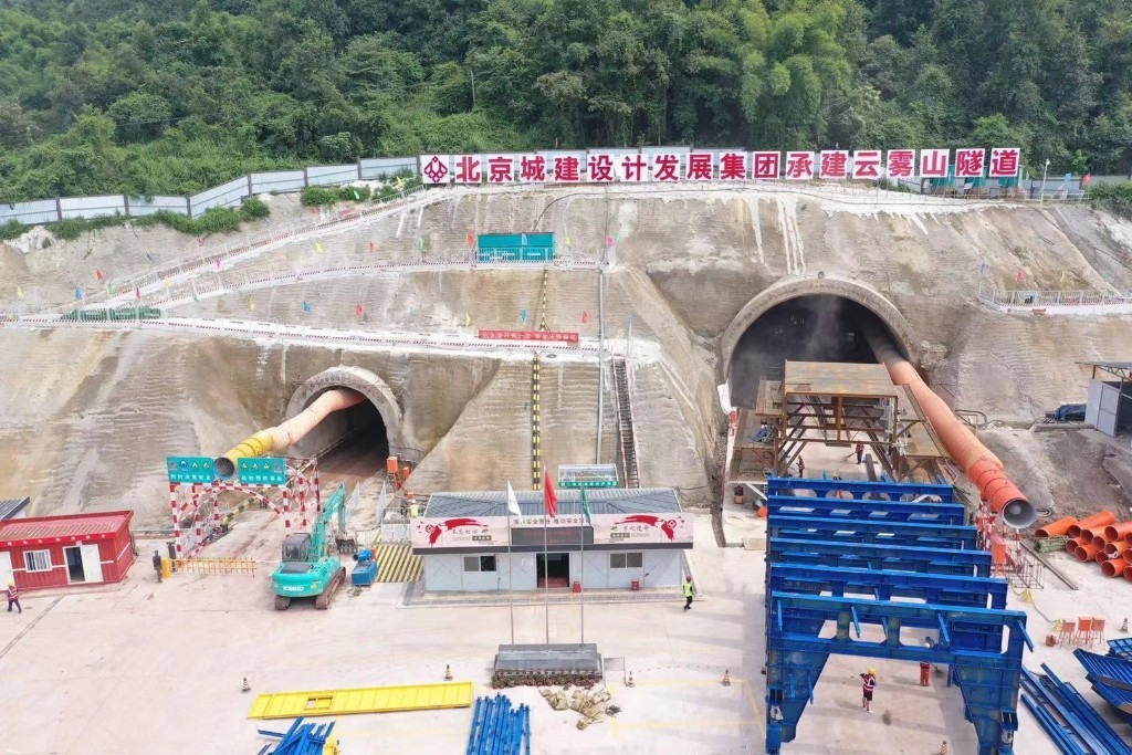 重庆轨道建设热点问题官方回应→6号线今年不停运、璧铜线力争年底通车