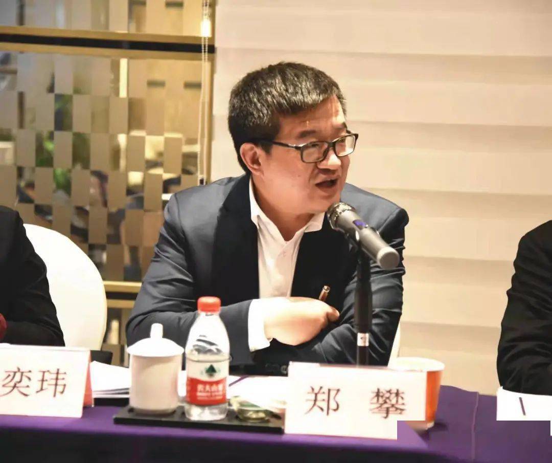 “玮”观两会 | 重庆最令中外记者“着迷”的关键词