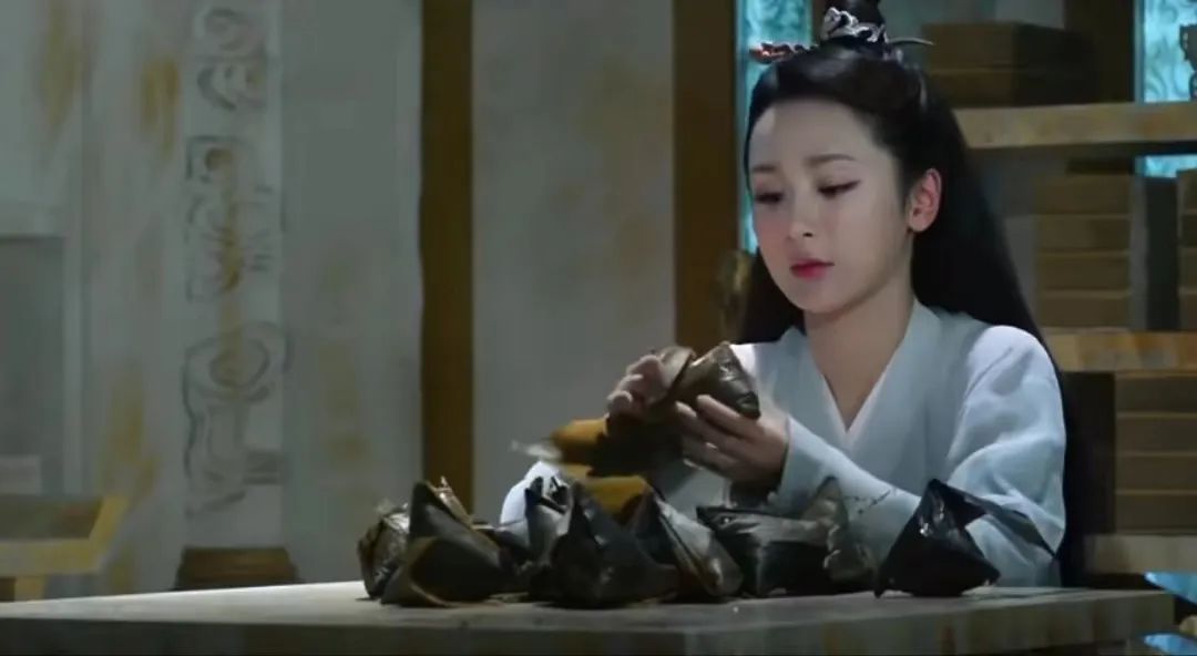 合肥百货董秘回复：端午节期间，公司积极响应“徽动消费”政府促消费活动，统筹联动“66购物节”