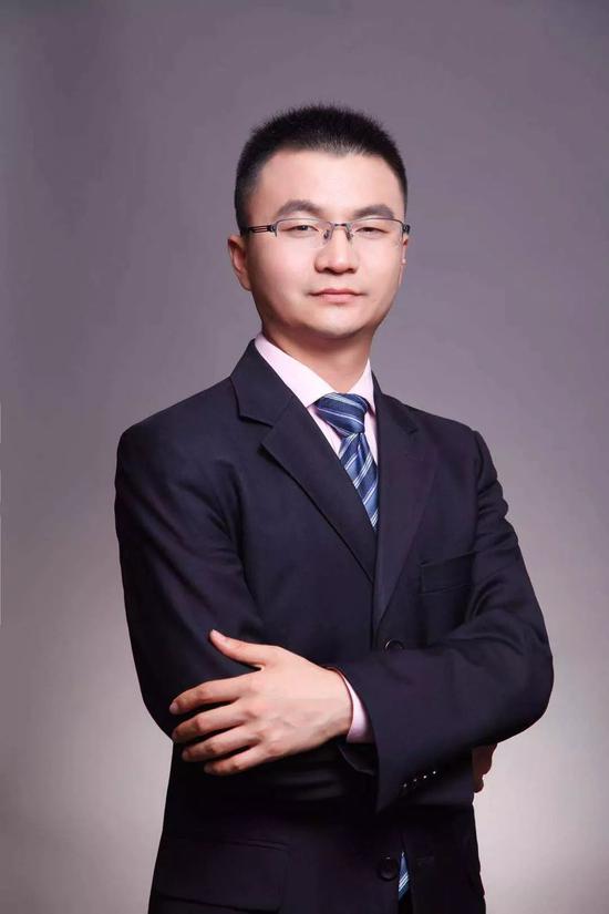 华工科技董秘回复：随着本年度国内客户需求和公司产能的持续提升，公司400G数通光模块出货量同步快速增长