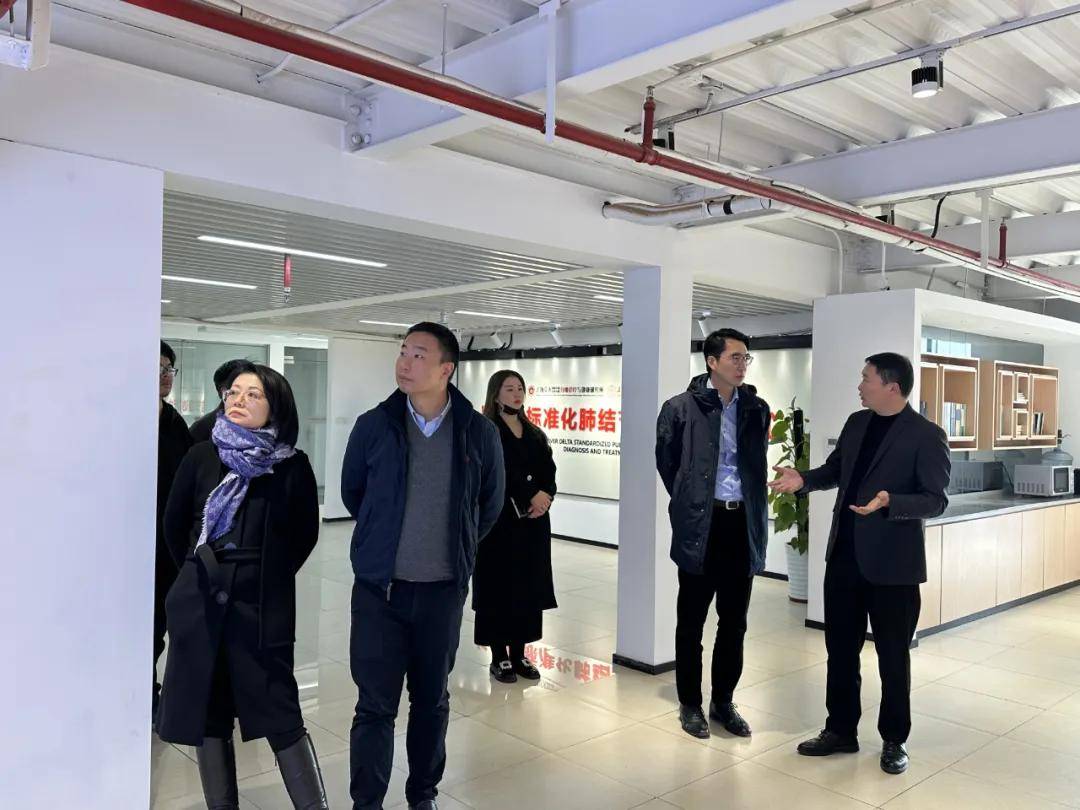 万达信息：公司始终围绕主营业务及发展战略考虑投资机会