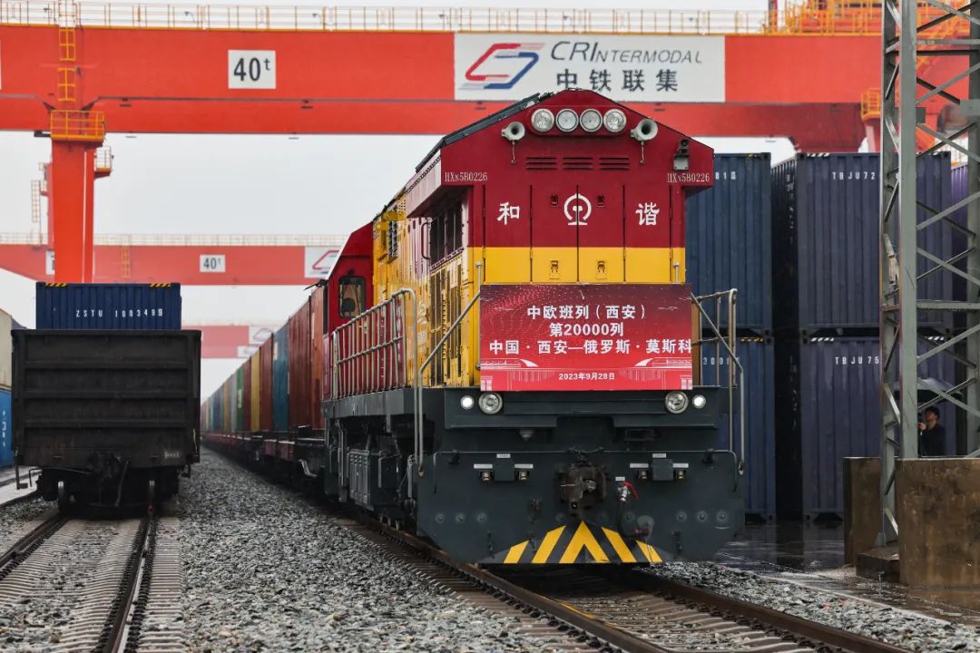 陕西华达：该公司是我公司重要客户，我公司与该公司在通讯领域开展相关合作