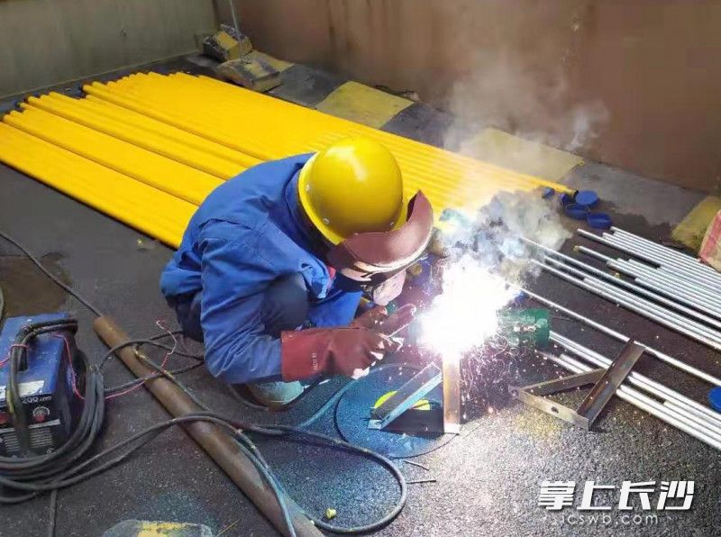 天禾股份:截至2025年2月10日,公司股东总户数33,621户,机构总户数2,000户