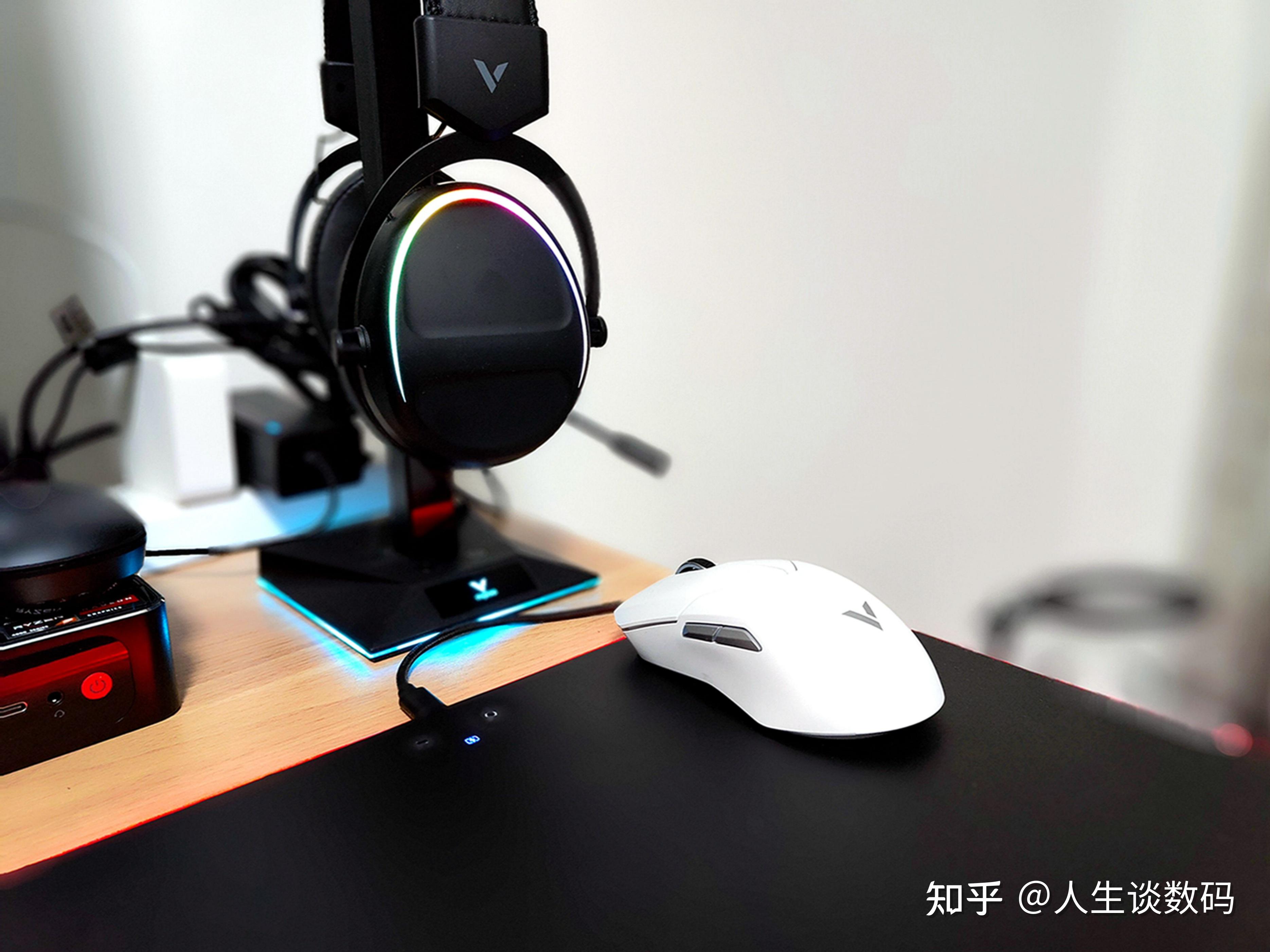 海能实业：公司的电源品类包括电源线、排插、智能快速充电器、无线充电器、电竞机箱电源等