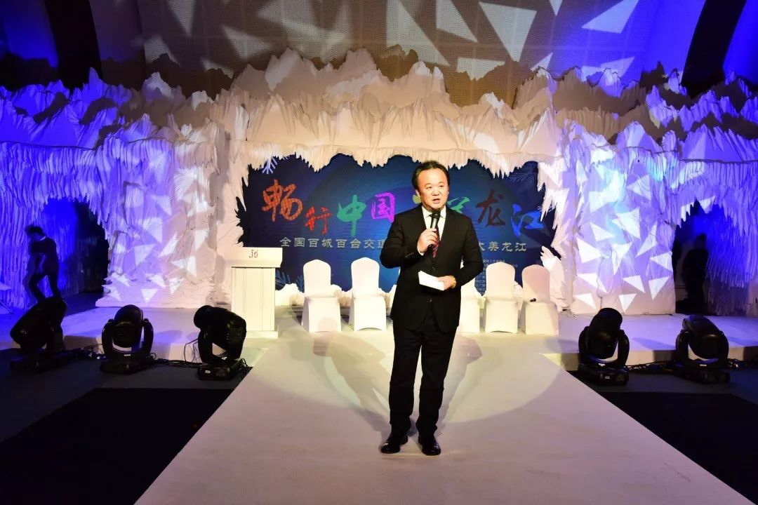 龙版传媒：作为龙江文化企业，公司充分利用出版发行资源和渠道优势，策划出版冰雪主题出版物