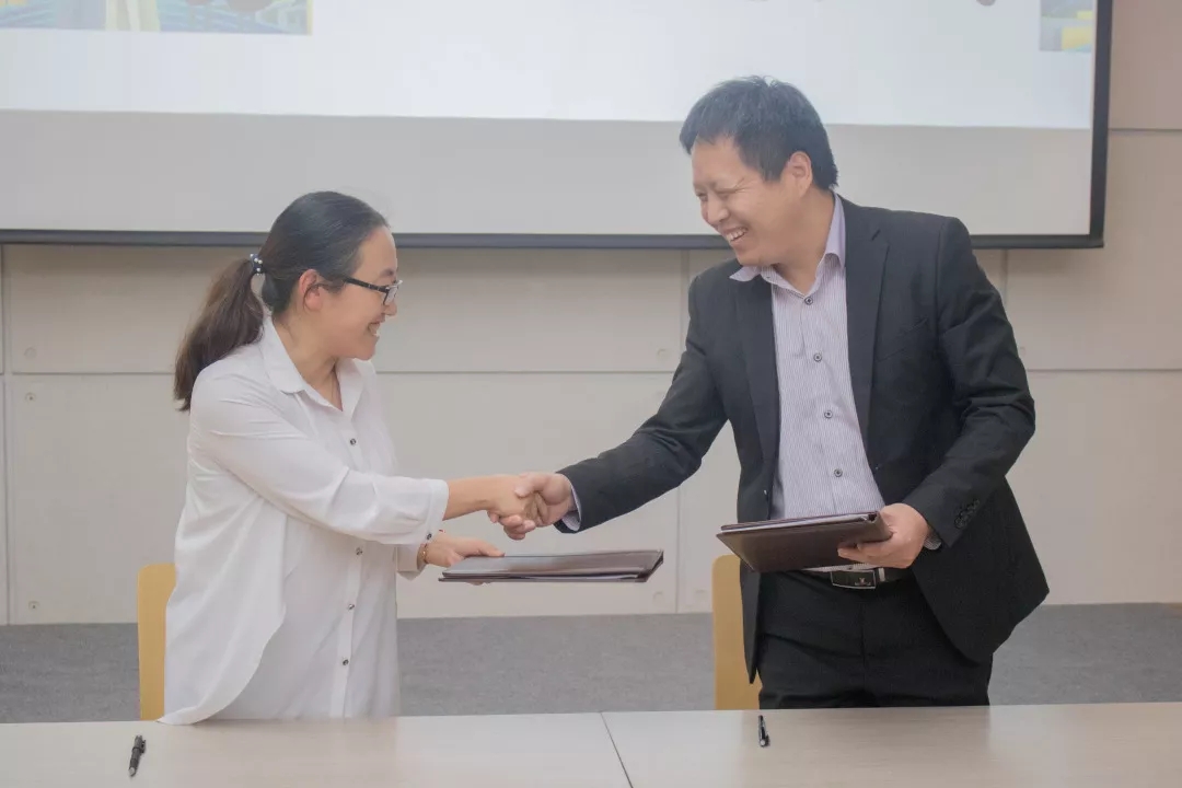 龙版传媒：公司有部分数字出版项目入选黑龙江省精品出版工程资助项目