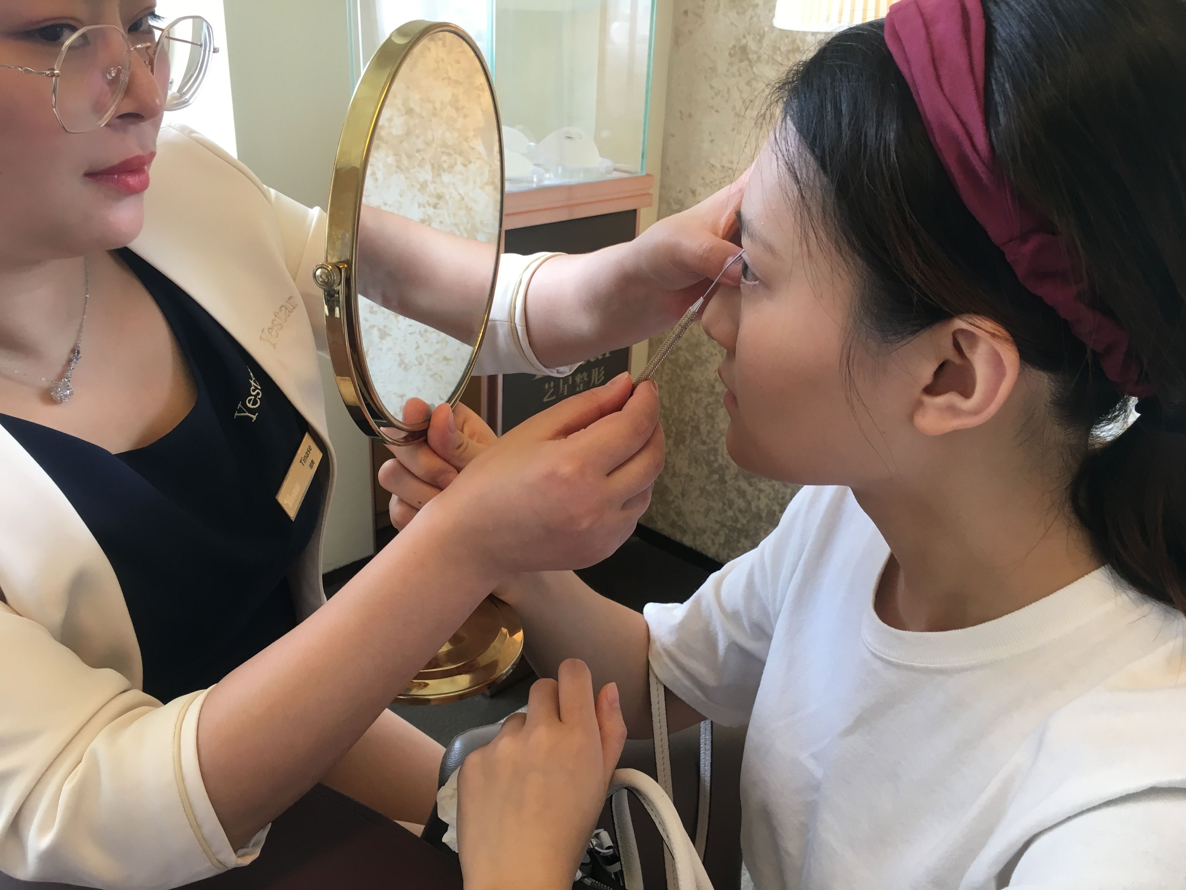 恩威医药：公司目前暂无布局医美、美妆行业的计划