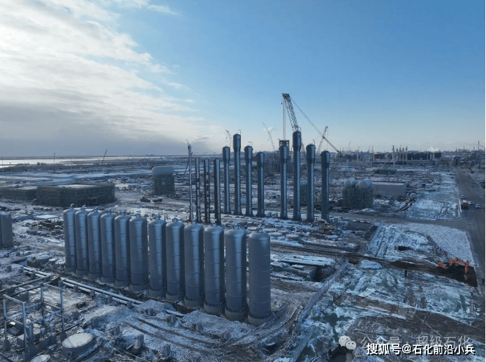 华锦股份：公司将在适当的时间以适当的方式参与精细化工及原料工程项目