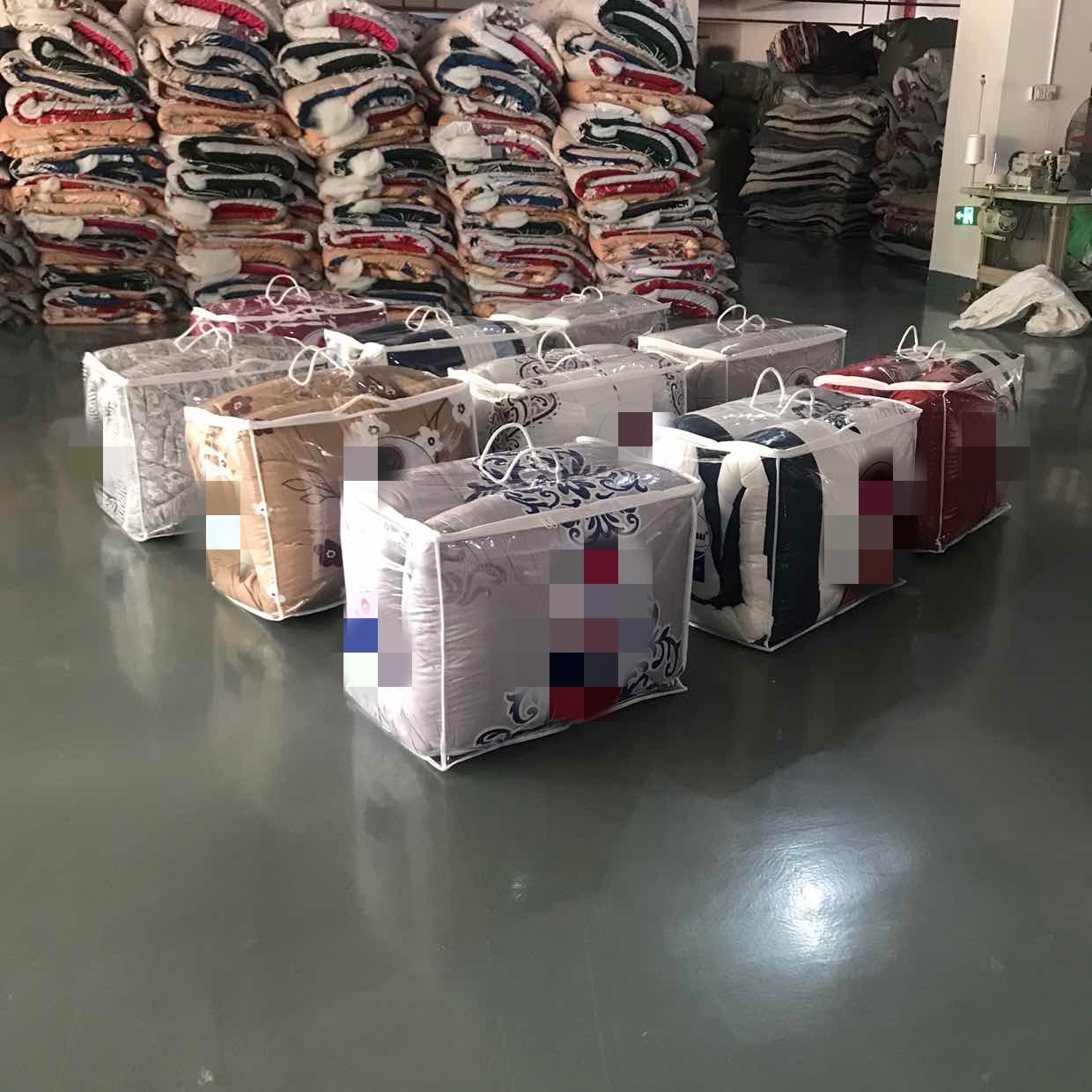 东方盛虹:公司在聚酯化纤领域深耕多年主攻超细纤维差别化功能性纤维的开发和生产