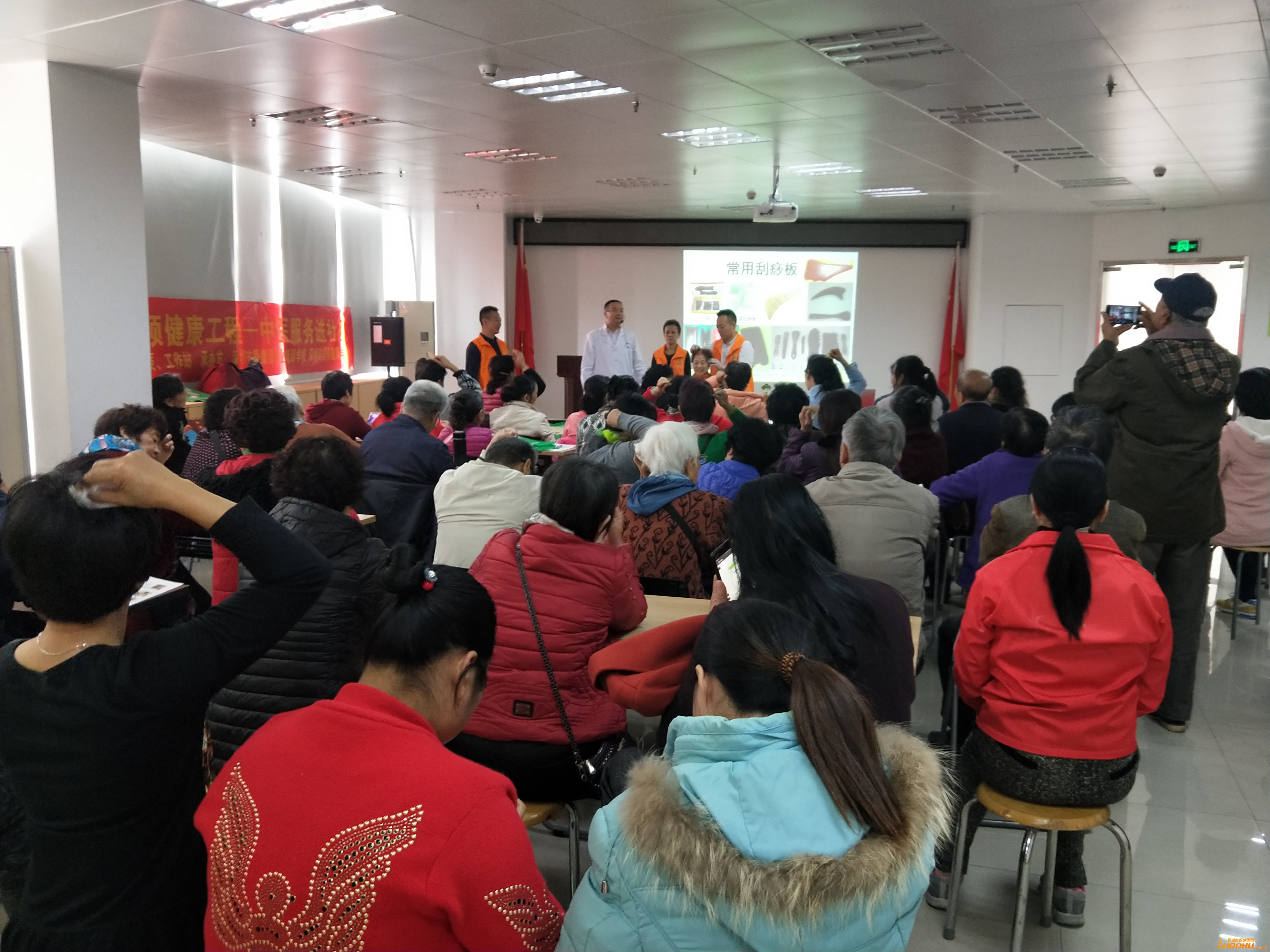 民生健康：公司高度重视产品品类的丰富性