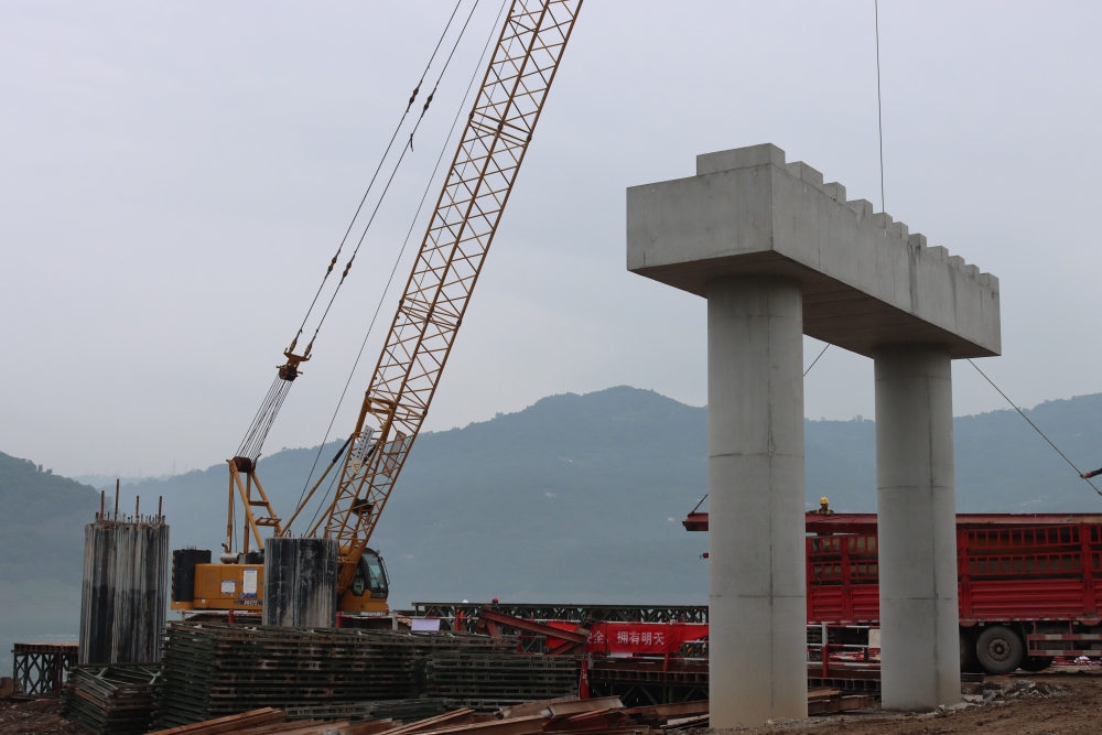 重庆港：目前，重庆港无与新田港的整合并购计划