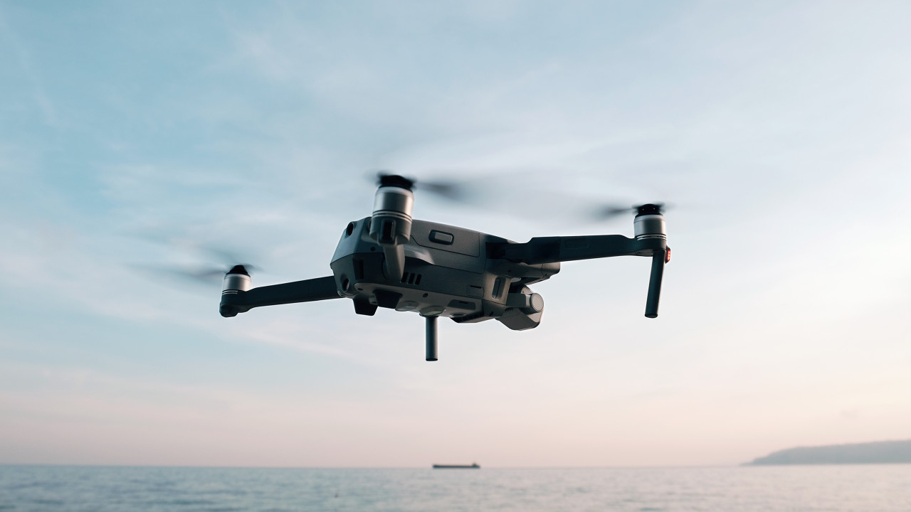 西测测试：公司可为低空飞行器提供环境可靠性试验及电磁兼容试验等多种检测服务