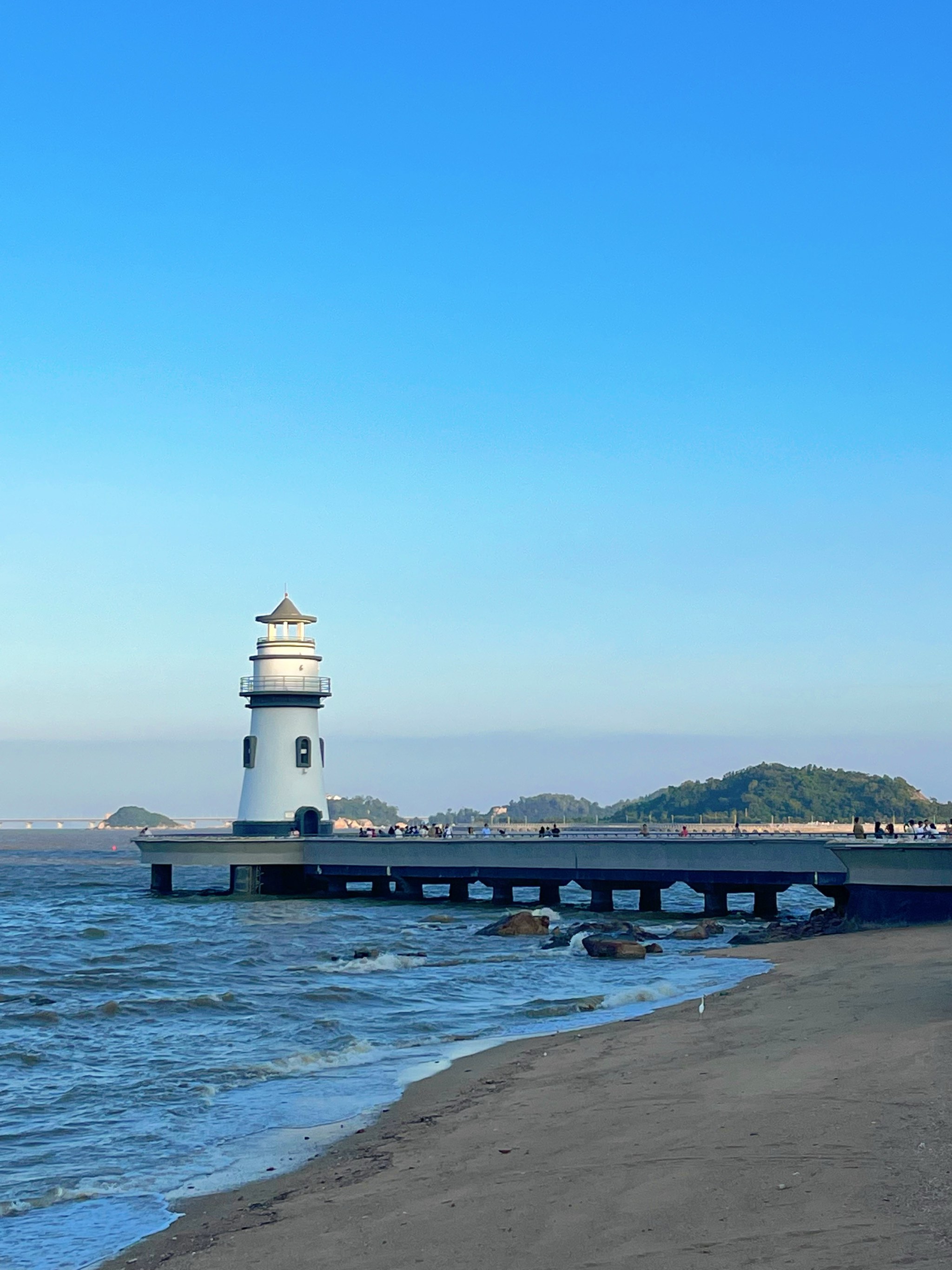 珠海港：公司是落实珠海市委、市政府提出的“以港兴市”发展战略的重要上市企业