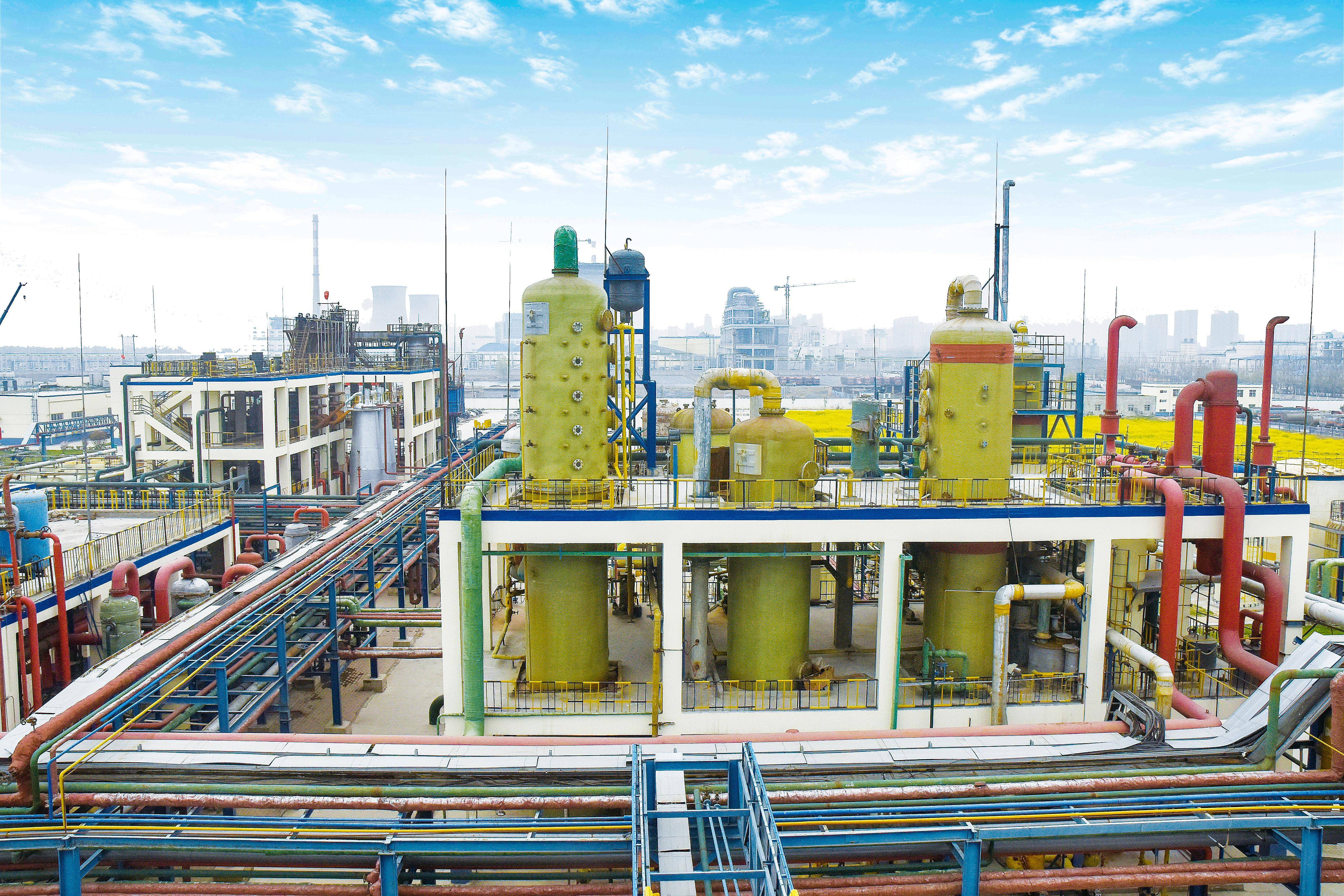 华侨城Ａ：公司核心竞争力主要体现在规模、产品、先发、品牌和协同优势