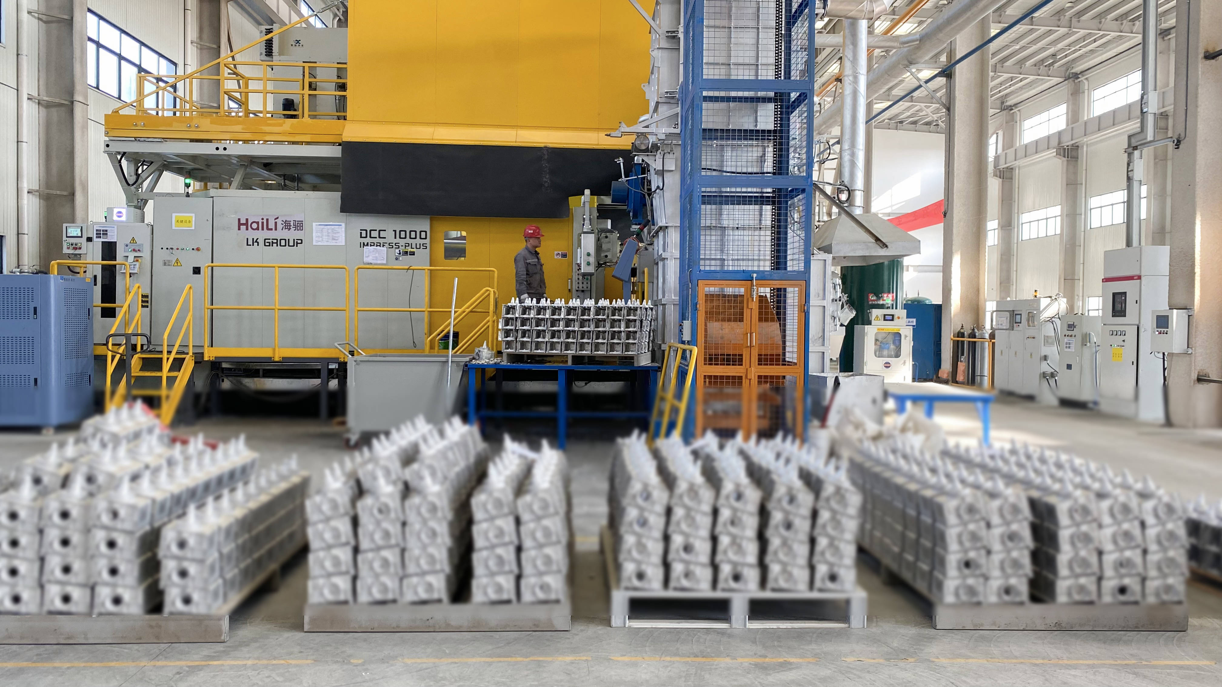 海优新材：公司目前暂无直接布局固态电池领域