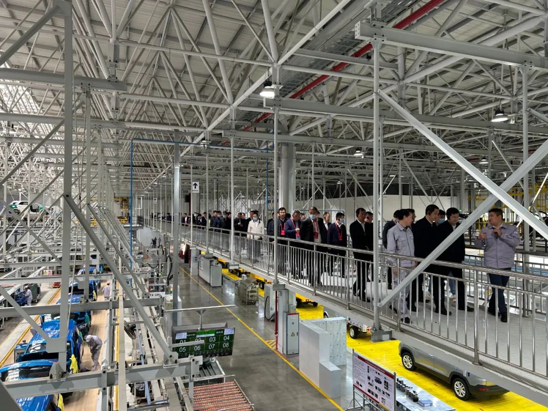 赛力斯：8月初主动对产线进行高温技改