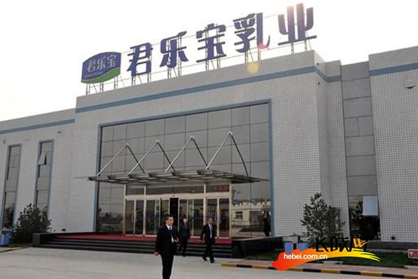 西部牧业：公司下属花园乳业、天山云牧乳业均拥有奶粉生产线且正常生产