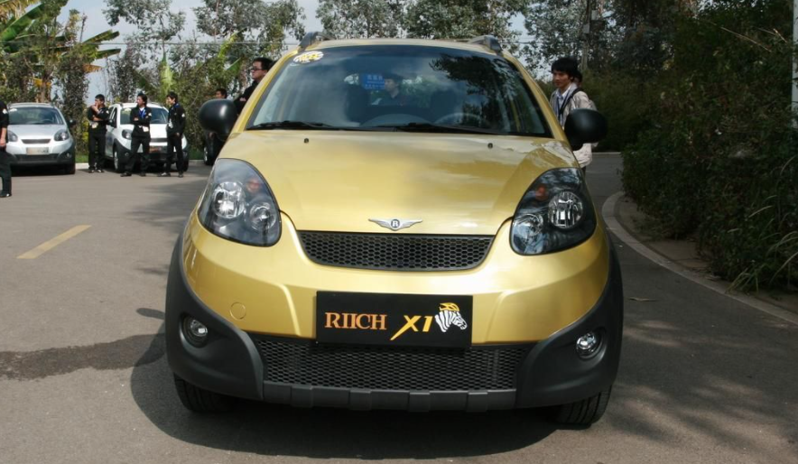 美晨科技：产品应用于乘用车商用车等领域