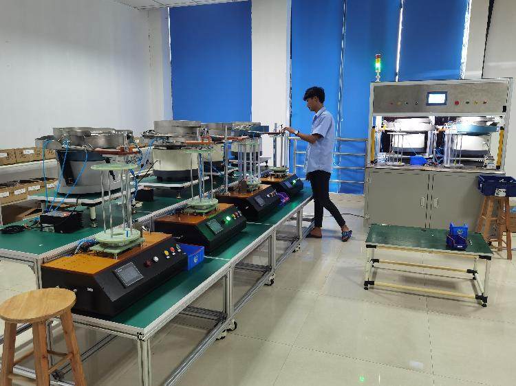 众捷汽车：机械手拥有完全自主知识产权