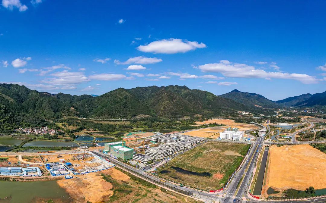 风华高科:实现多款电子浆料和高端设备国产替代