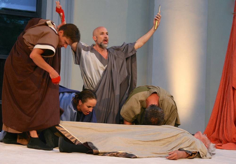 凯撒文化:《全明星觉醒》1月22日全平台上线