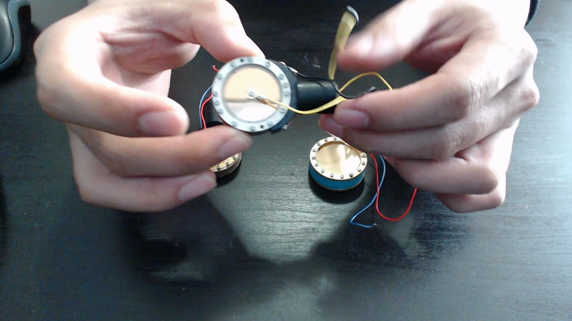 大东南：公司的电容膜及光学膜暂时不具备此类发展要求