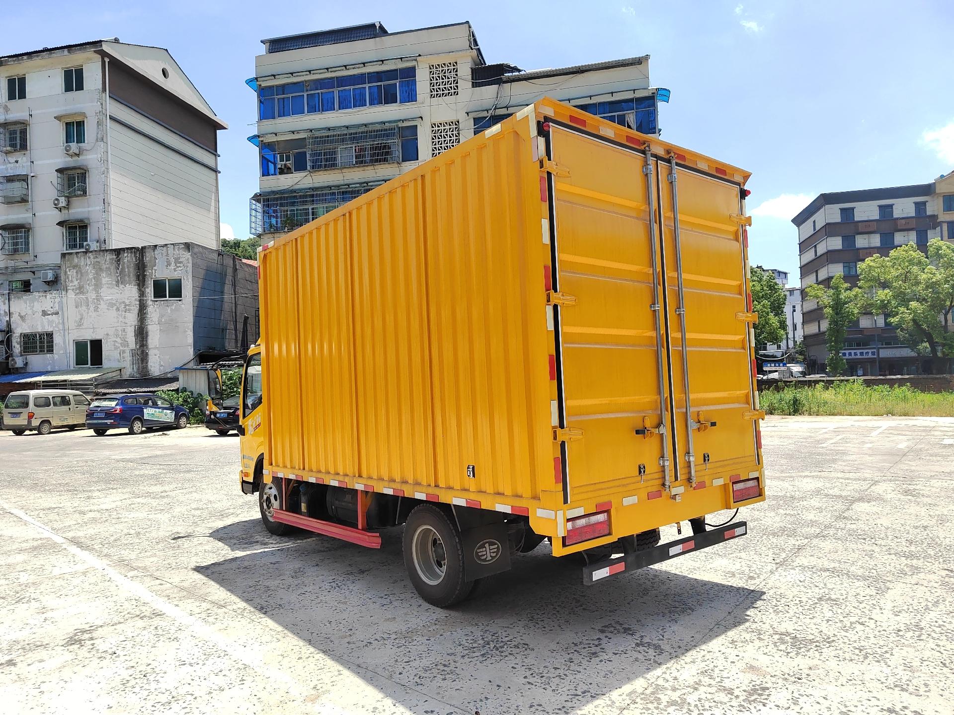 万里扬：万里扬端州独立储能电站装机容量为100MW/200MWh，已于2023年12月投运